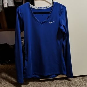 Athletic long sleeve